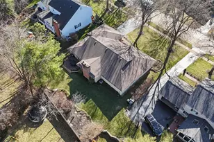 1047 Camargo Dr, Ballwin, MO 63011 - Photo 35