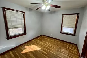 7 St Thomas Ct, Florissant, MO 63031 - Photo 5