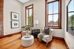 2307 Sidney, Saint Louis, MO 63104 - Photo 5