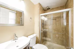 5861 Falcon View Ln, Saint Louis, MO 63129 - Photo 9