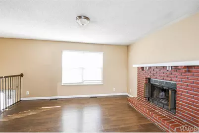 5861 Falcon View Lane, Saint Louis, MO 63129 - Photo 3