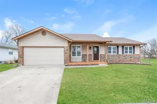 15520 97th Ave, Florissant, MO 63034 - Photo 1