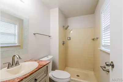 15520 97th Avenue, Florissant, MO 63034 - Photo 9