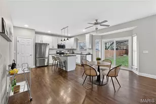 1356 N Berry Rd, Saint Louis, MO 63122 - Photo 9