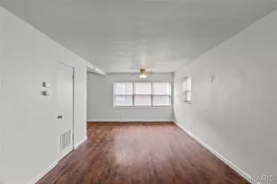 3752 Chippewa St, Saint Louis, MO 63116 - Photo 3