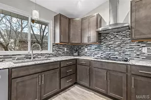 3968 Royal Estates Dr, Saint Louis, MO 63129 - Photo 25