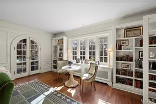 8 Ridgewood St, Ladue, MO 63124 - Photo 11