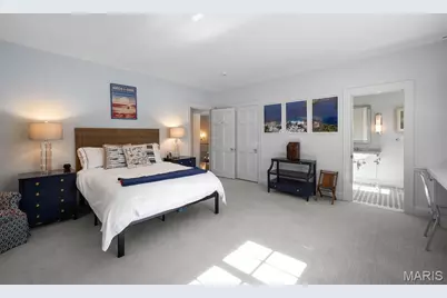 8 Ridgewood Street, Ladue, MO 63124 - Photo 29