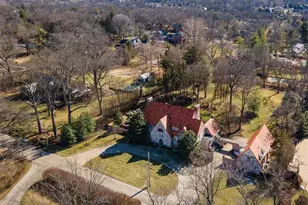 8 Ridgewood St, Ladue, MO 63124 - Photo 51