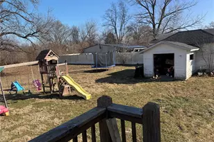 110 N Sanderson Ave, Elsberry, MO 63343 - Photo 21