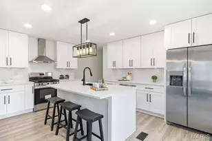 812 Camborne Dr, Saint Louis, MO 63125 - Photo 7