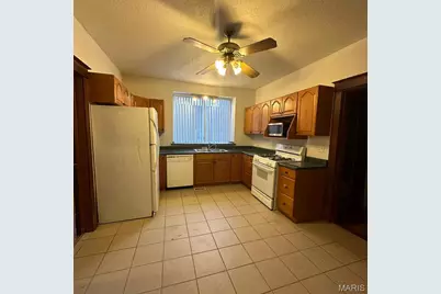 4666 Rosa Avenue #A, Saint Louis, MO 63116 - Photo 3