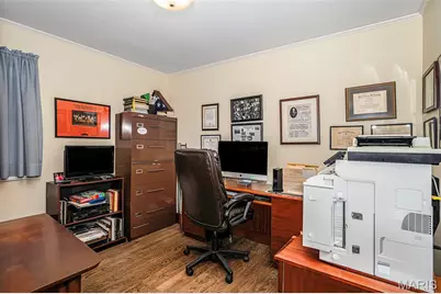 520 Edgar Court, Webster Groves, MO 63119 - Photo 17