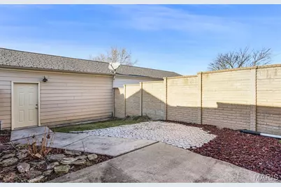 3308 Domain Street, Saint Charles, MO 63301 - Photo 33