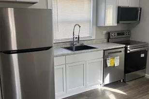 825 Walters Dr, Ferguson, MO 63135 - Photo 5