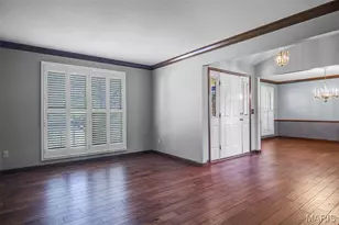 6449 Bluff Farm Dr, Saint Louis, MO 63129 - Photo 5