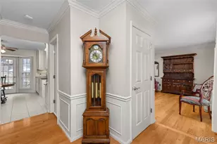 973 Oakwood Farms Ln, Ballwin, MO 63021 - Photo 3