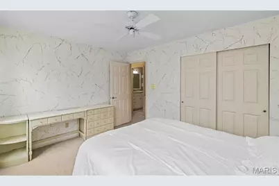 973 Oakwood Farms Lane, Ballwin, MO 63021 - Photo 39