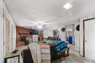 64 Mockingbird Ln, Hawk Point, MO 63349 - Photo 7