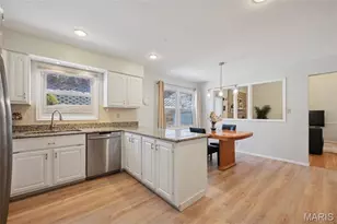 394 Branchport Dr, Chesterfield, MO 63017 - Photo 7