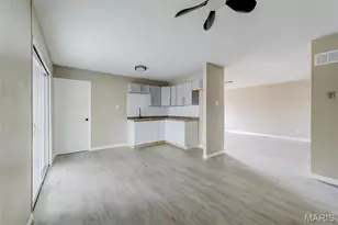 10417 Prince Dr, Saint Louis, MO 63136 - Photo 9