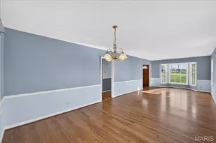 1 Glenkirk Ln, Glendale, MO 63122 - Photo 5