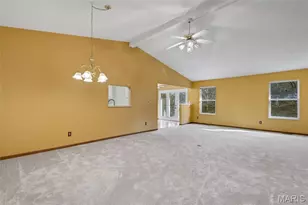3079 Shady Oak Dr, Saint Charles, MO 63301 - Photo 9