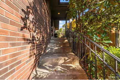 1248 Laclede Station Road, Richmond Heights, MO 63117 - Photo 5