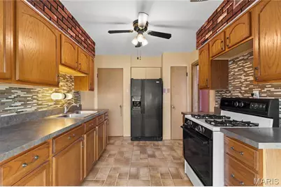 7400 Anrose Drive, University City, MO 63130 - Photo 11