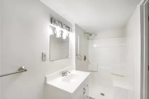 614 Barton Ln, Ballwin, MO 63021 - Photo 17