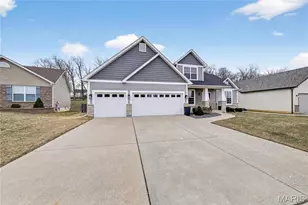 732 Lost Canyon Blvd, Wentzville, MO 63385 - Photo 7