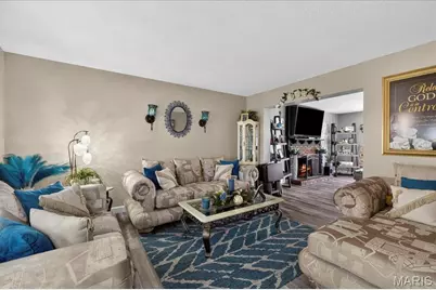 618 Fox Plains Drive, Florissant, MO 63034 - Photo 3