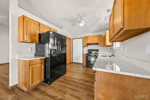 1545 Robert Thompson Dr, Festus, MO 63028 - Photo 9