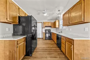 1545 Robert Thompson Dr, Festus, MO 63028 - Photo 3