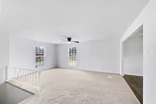 6 S Boxwood Ln, O'Fallon, MO 63366 - Photo 3