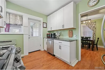 1216 McCausland Avenue, Saint Louis, MO 63117 - Photo 11