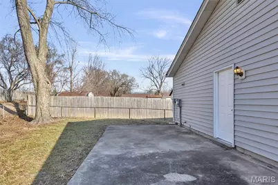 1703 Boardwalk Avenue, Florissant, MO 63031 - Photo 17