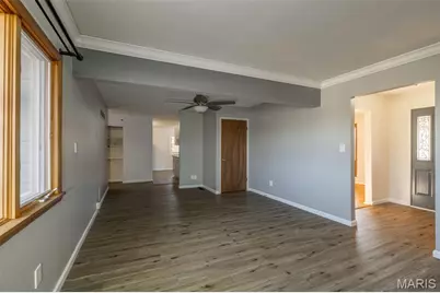 709 Wingan Lane, Mehlville, MO 63125 - Photo 9