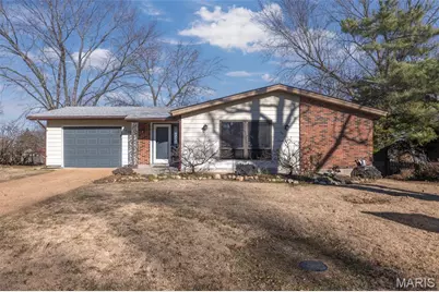 709 Wingan Lane, Mehlville, MO 63125 - Photo 1