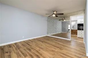 802 Delhurst Dr, Manchester, MO 63021 - Photo 9