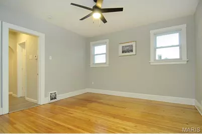 124 W Cartwright Avenue, Unincorporated, MO 63125 - Photo 35