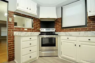 124 W Cartwright Ave, Unincorporated, MO 63125 - Photo 21