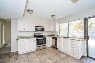 87 Four Winds Dr, Saint Peters, MO 63376 - Photo 5