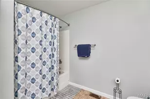 50 Village Cir Dr, Winfield, MO 63389 - Photo 19