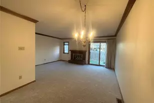 2041 Falling Brook Dr, Maryland Heights, MO 63043 - Photo 5