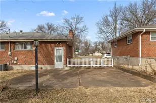 1158 Reale Ave, Saint Louis, MO 63138 - Photo 17