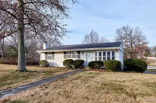 705 Vendome Ln, Manchester, MO 63011 - Photo 3