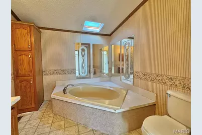 9390 Shelby 492, Hunnewell, MO 63443 - Photo 11