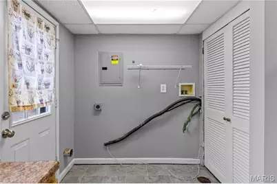 2265 Grants Parkway, Florissant, MO 63031 - Photo 9