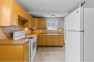 2265 Grants Parkway, Florissant, MO 63031 - Photo 5